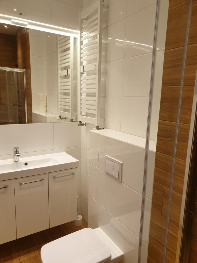 Maly Apartament W Zieleni Blisko Jeziora Środa Wielkopolska Buitenkant foto