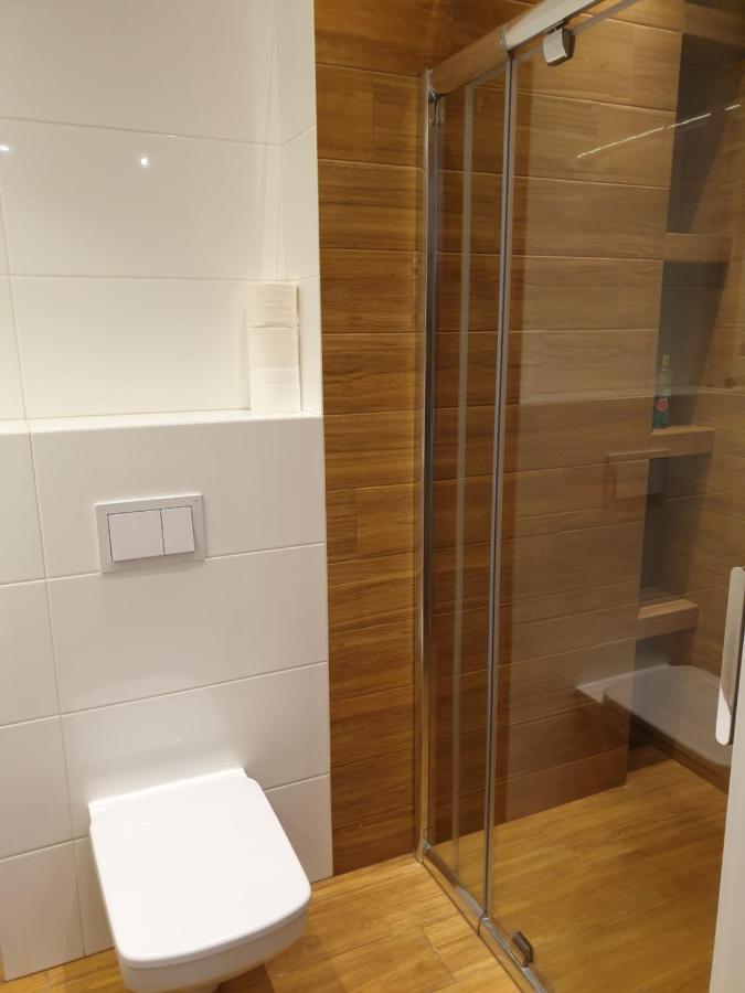 Maly Apartament W Zieleni Blisko Jeziora Środa Wielkopolska Buitenkant foto